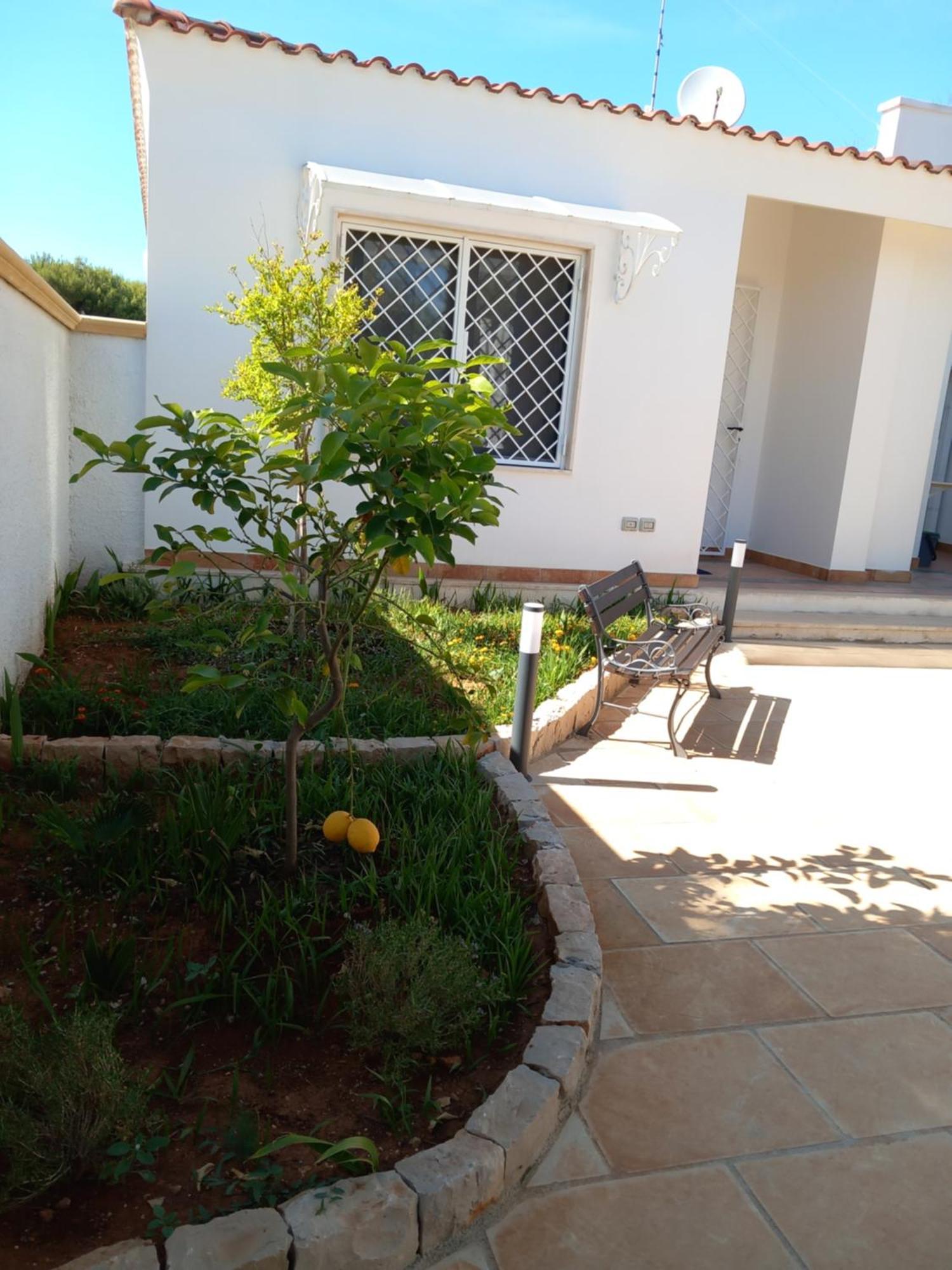 Alessandro House Porto Cesareo Exteriör bild