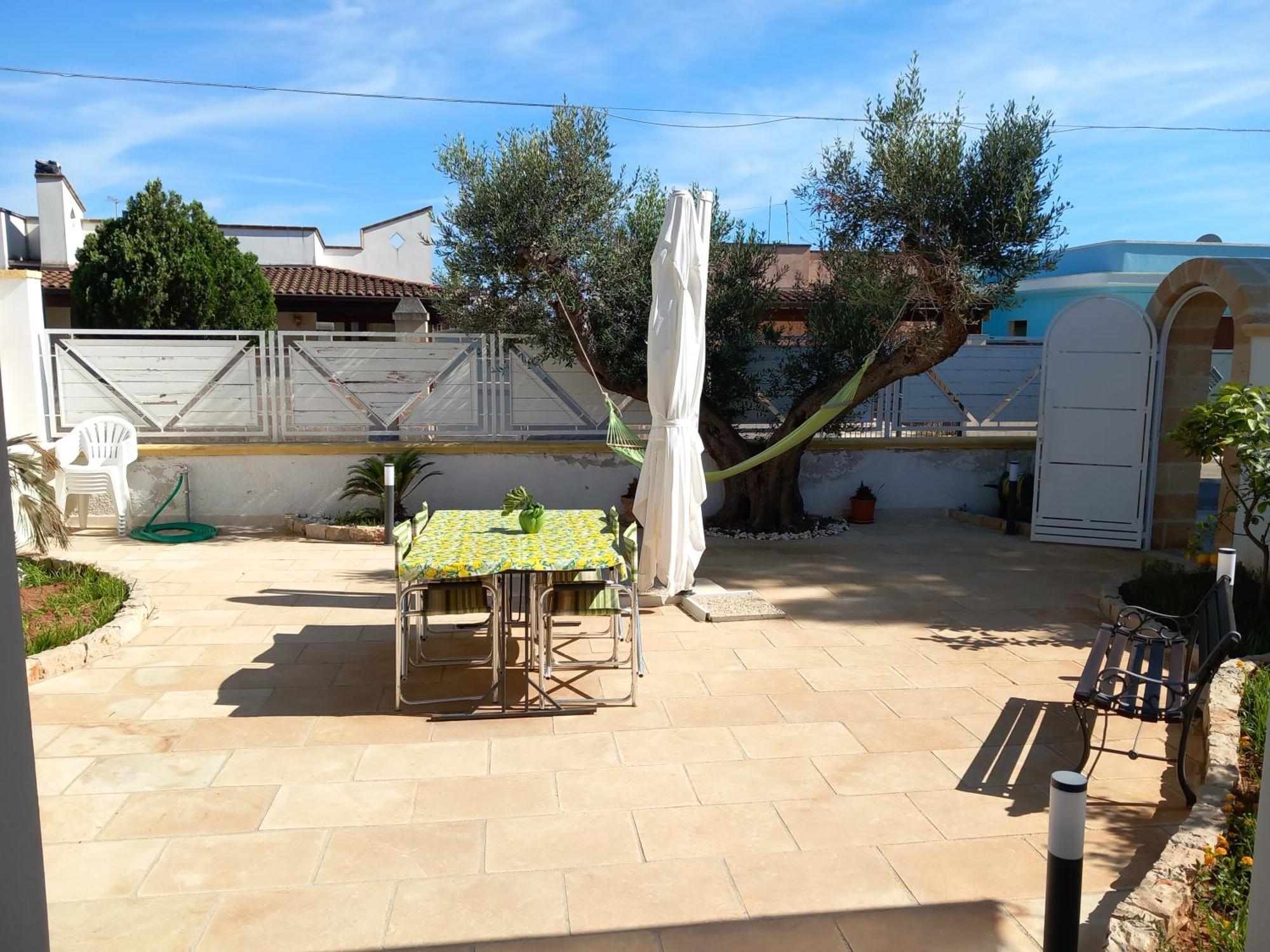 Alessandro House Porto Cesareo Exteriör bild